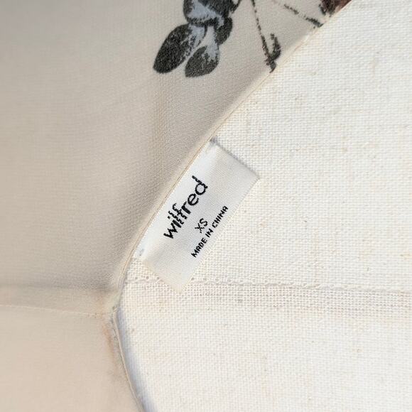 Aritzia Wilfred Beaune Floral Pleated Wrap Sleeveless Midi Dress, Size XS - Picture 4 of 9